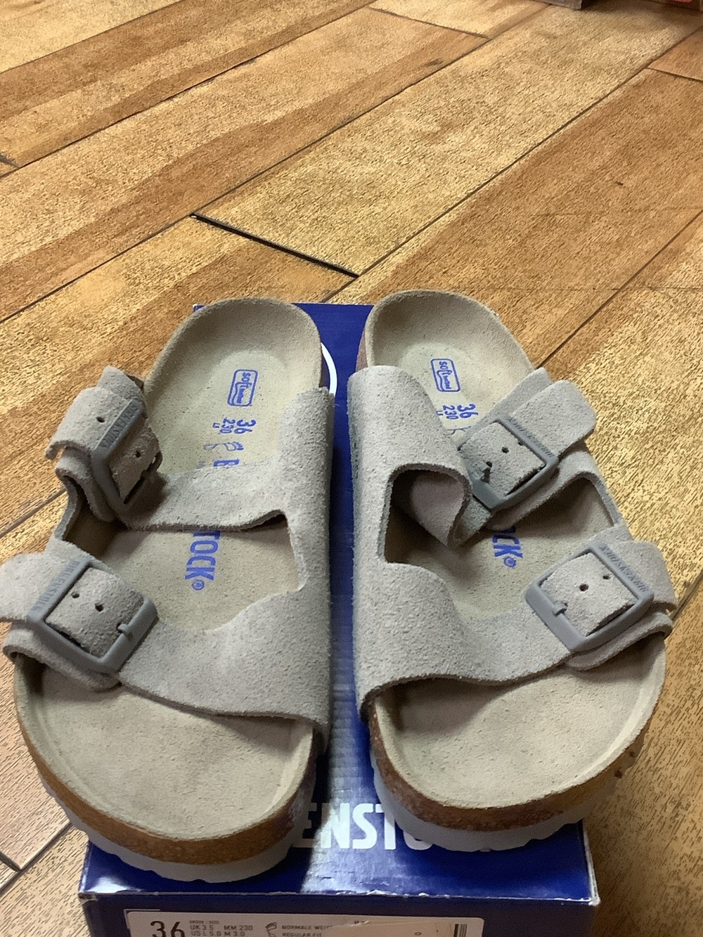 Vintage Birkenstock Arizona stone coin very soft grey suede with soft footbed !!